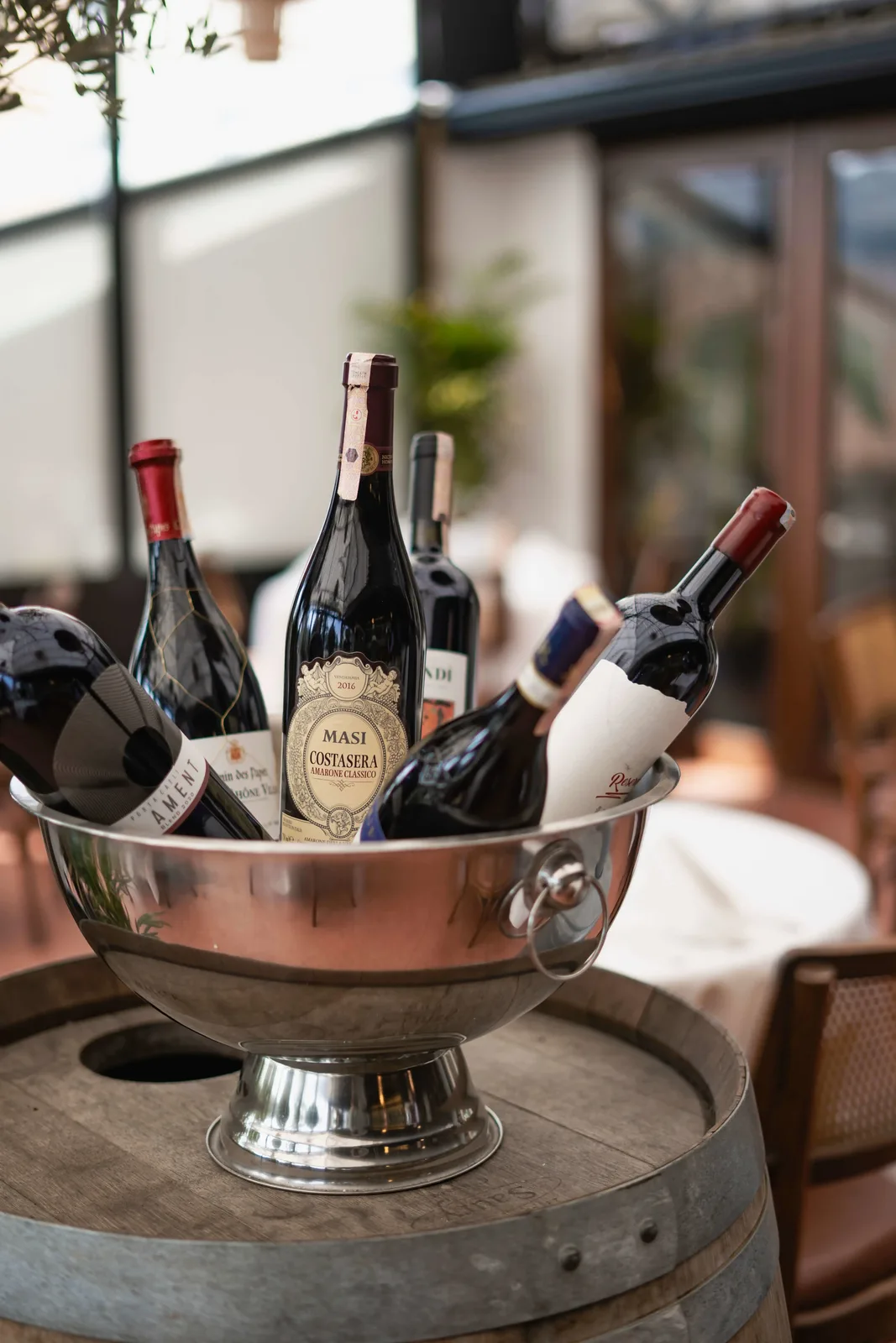 Wine & Bar